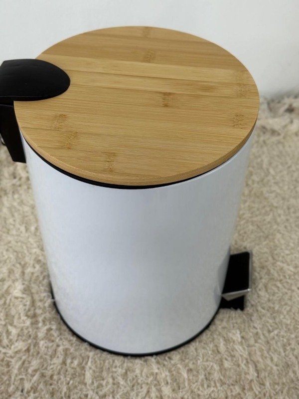 Producto - Tacho residuos c/ pedal - 5
