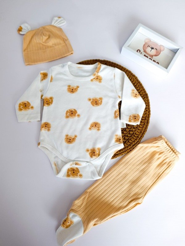 Producto - Ajuar body,ranita y gorrito