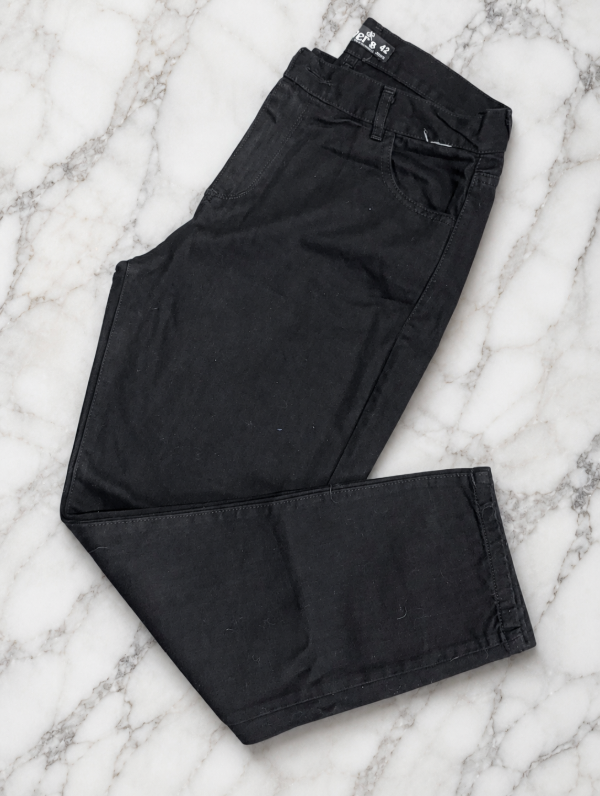 Producto - mom rigido negro
