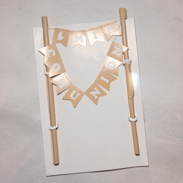 Producto - Banderin para torta MI COMUNION color kraft
