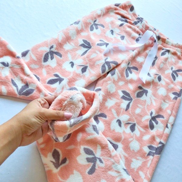 Pijama Polar Soft Flores Lilas - Afrika Baires