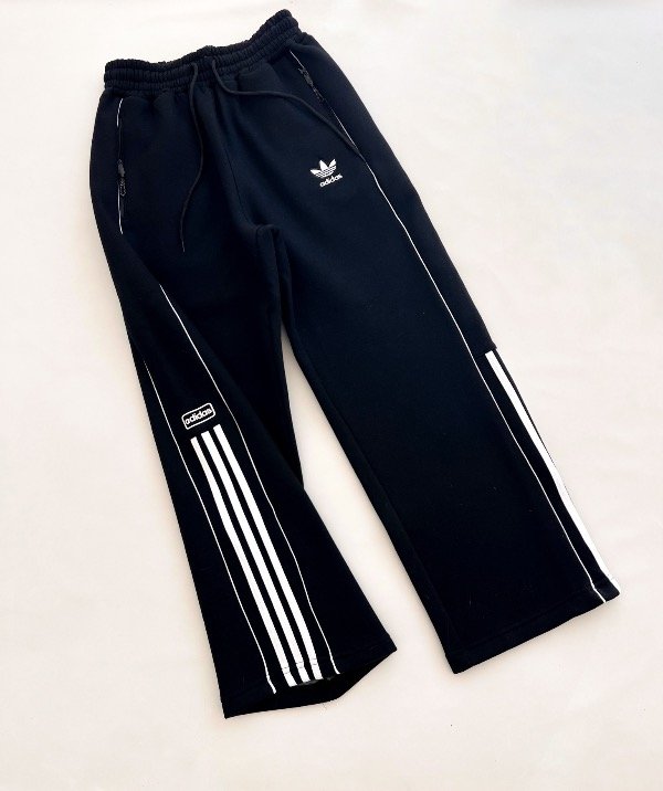 Producto - Baggy retro AD negro