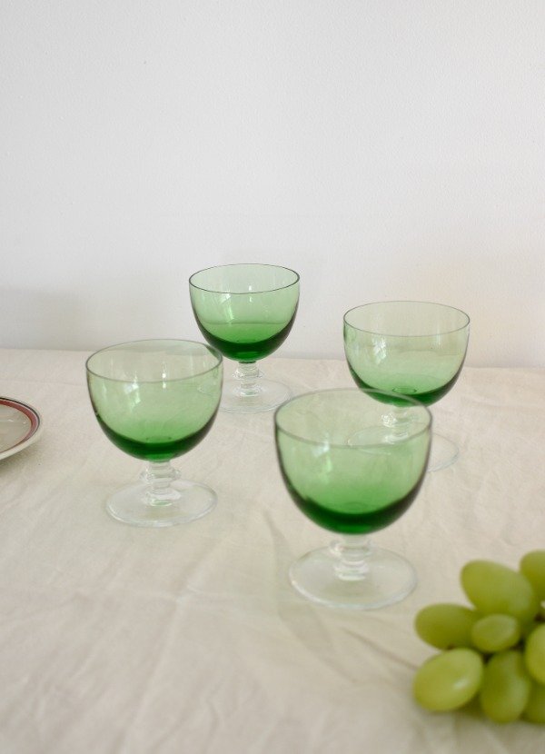 Producto - Set de cuatro copas de cristal verde - 2