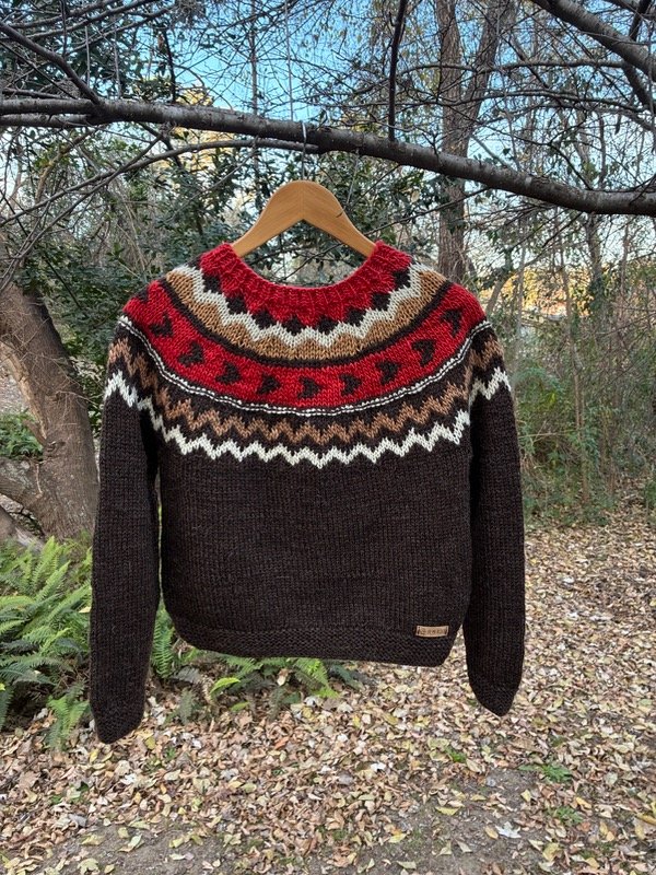 Producto - Sweater base chocolate con guardas