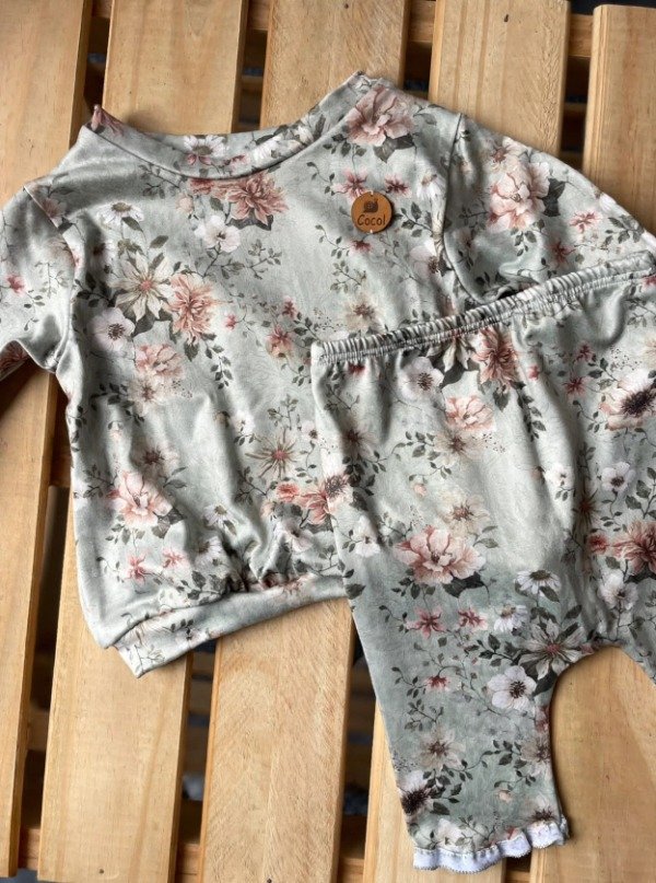 Producto - Conjunto Floreado - 1