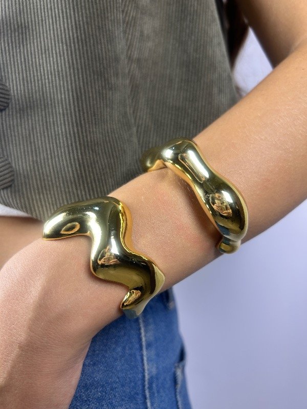 Producto - ESCLAVA DORADA IRREGULAR 1020