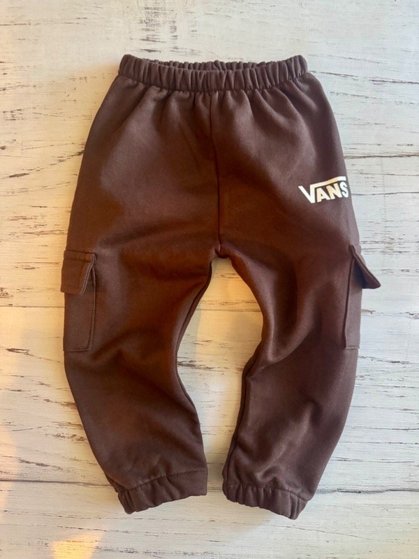 Producto - Pantalón joaggin Vans chocolate