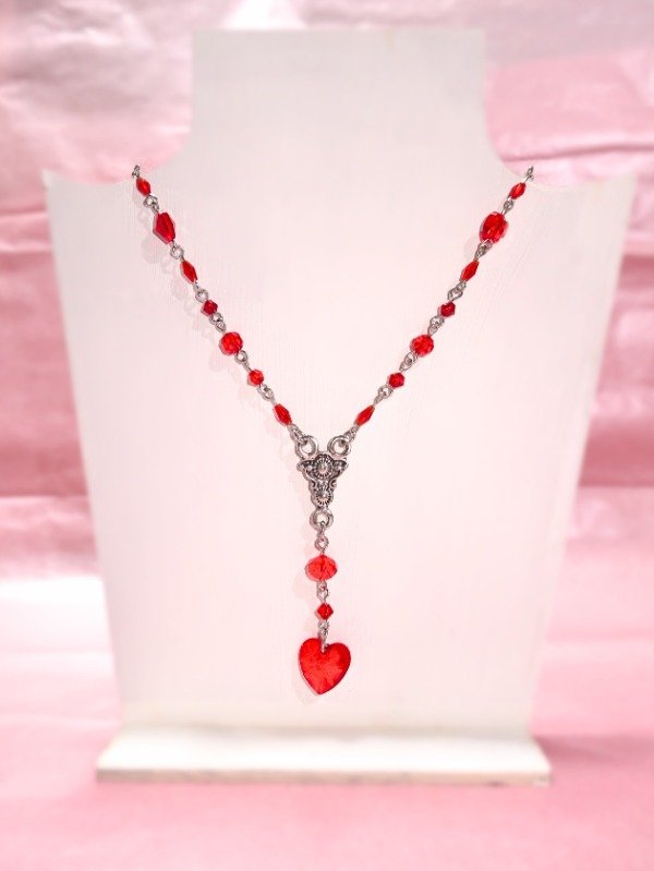 Producto - Collar Bloody Hearts