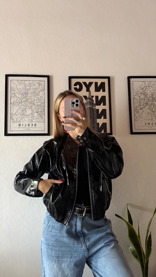 Producto - CAMPERA CHESKA - NEGRO