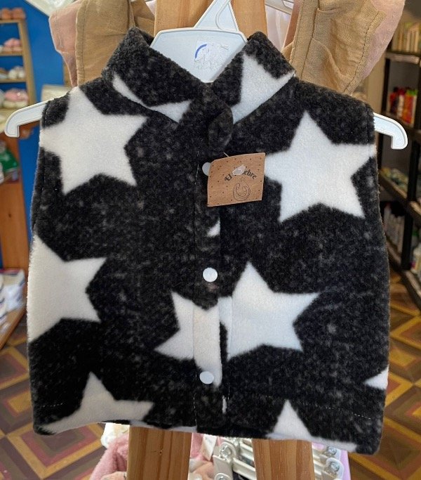 Producto - Chaleco polar estrellas negro talle 1