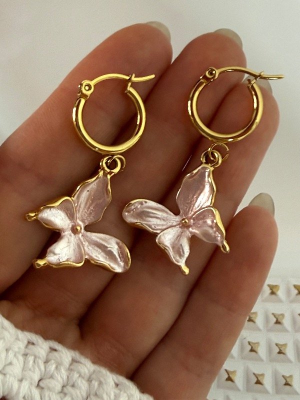 Producto - AD417 Aros argollitas mariposa rosa acero dorado