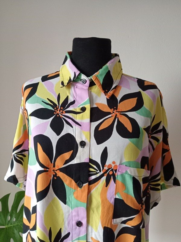 Producto - Camisa flor - 0