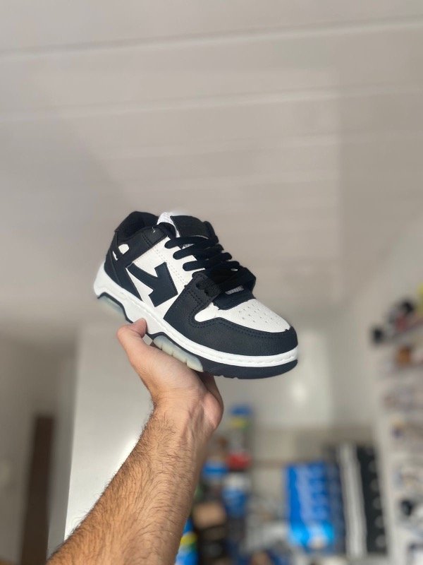Producto - Off White Panda