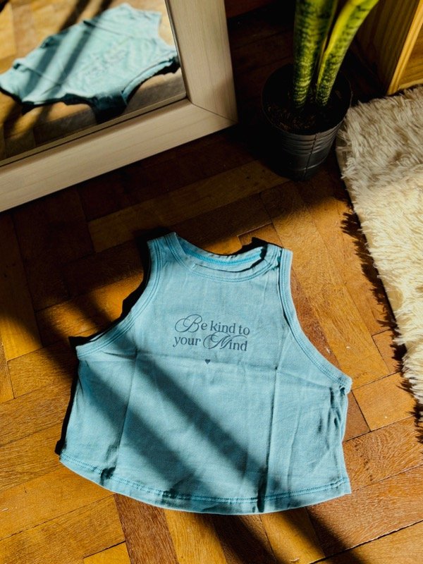Producto - Musculosa Be Kind
