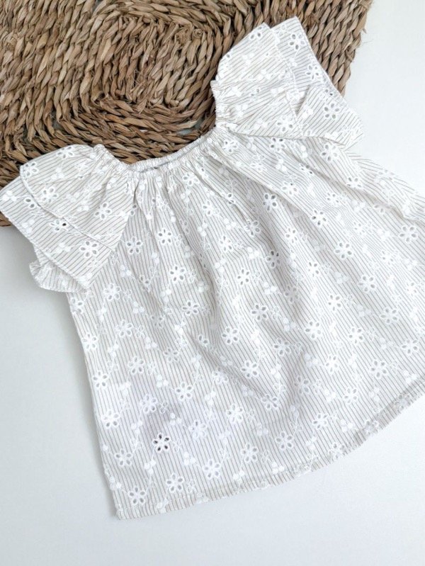 Producto - Blusa broderie beige