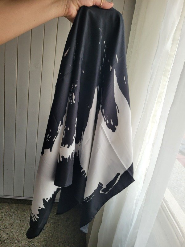 Producto - Pañuelo Manu 90x90