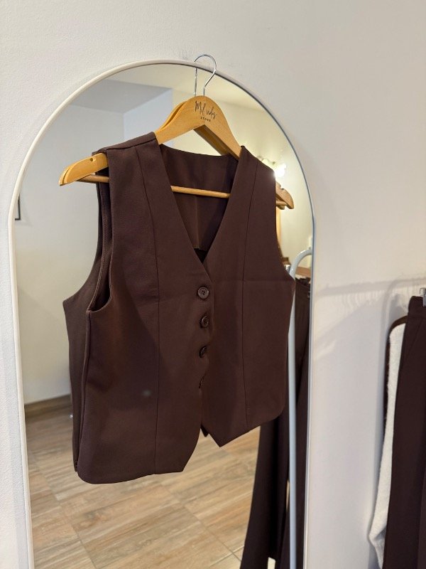 Producto - Chaleco Sastrero Malika chocolate