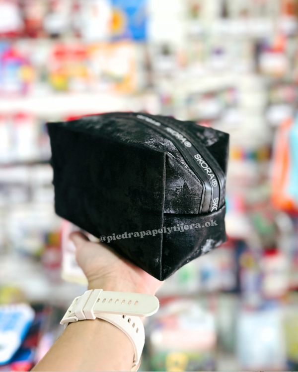 Producto - Portacosmeticos negro simil terciopelo