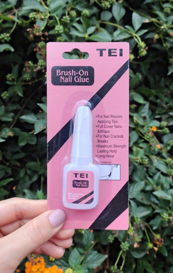 Producto - Pegamento para uñas