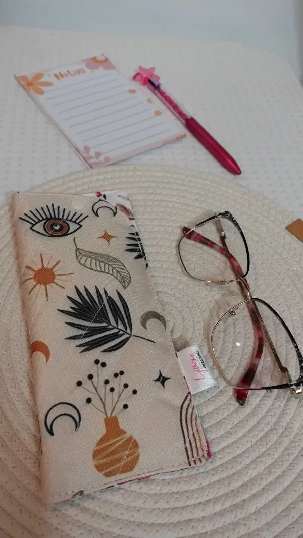 Producto - ESTUCHE PORTA ANTEOJOS OJO 1 - 0