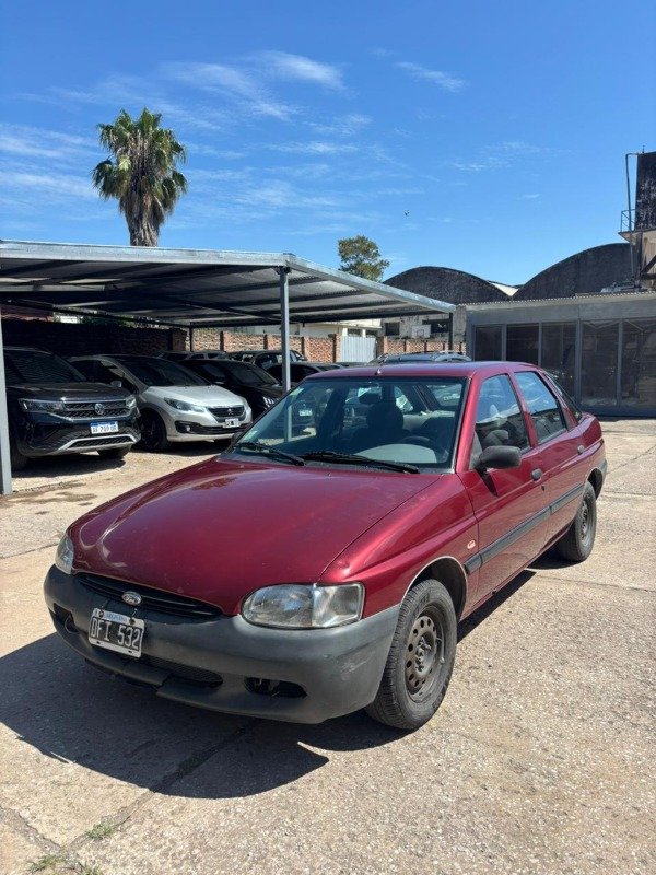 Producto - Ford Escort 1.8 2000