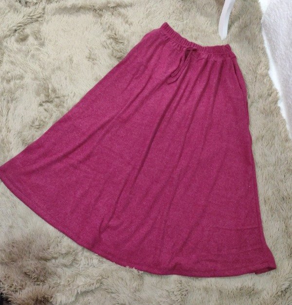 Producto - Pollera de lanilla talles grandes (T7 y T8)