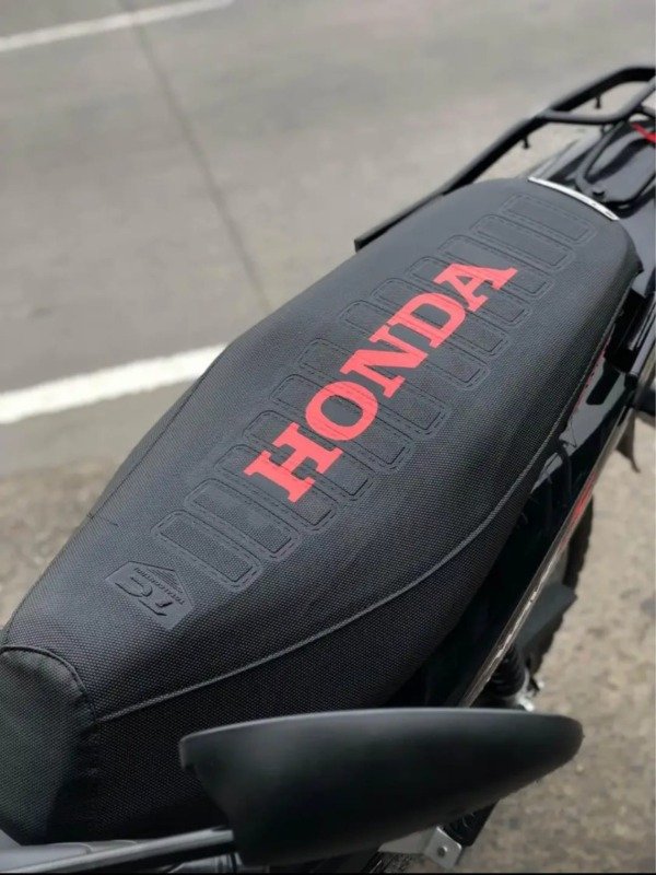 Producto - Funda de Asiento para Honda Wave Logo en rojo