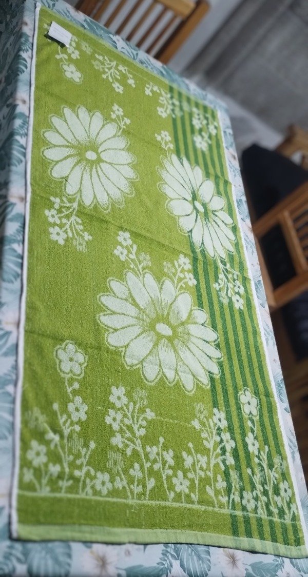 Producto - Toallón hindú verde