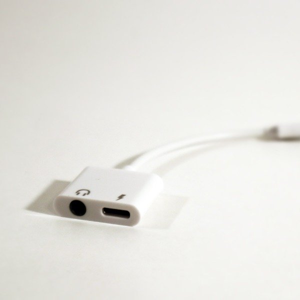 Producto - Adaptador USB "C" a 3,5 mm