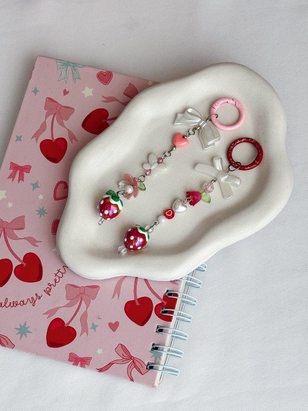 Producto - Llavero Charm Frutilla Roja (elegir color)