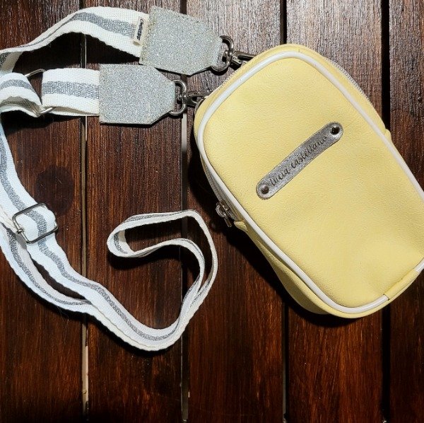 Producto - Portacelular Magnolia 4 en 1 (Amarillo Pastel)