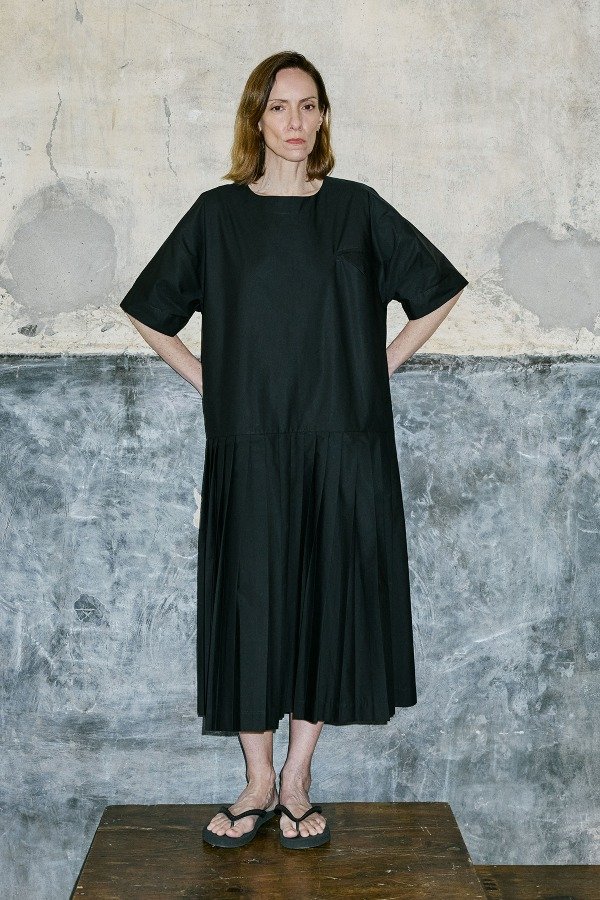 Producto - Vestido con Tablas SS26