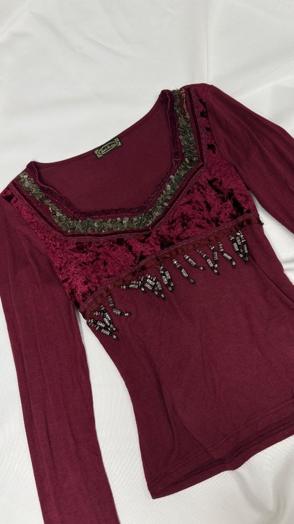 Producto - Camiseta fairy bordo