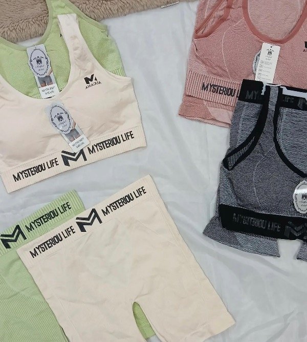 Producto - CONJUNTO DEPORTIVO SIN FRUNCE