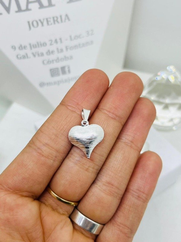 Producto - DIJE CORAZÓN LAMINADO