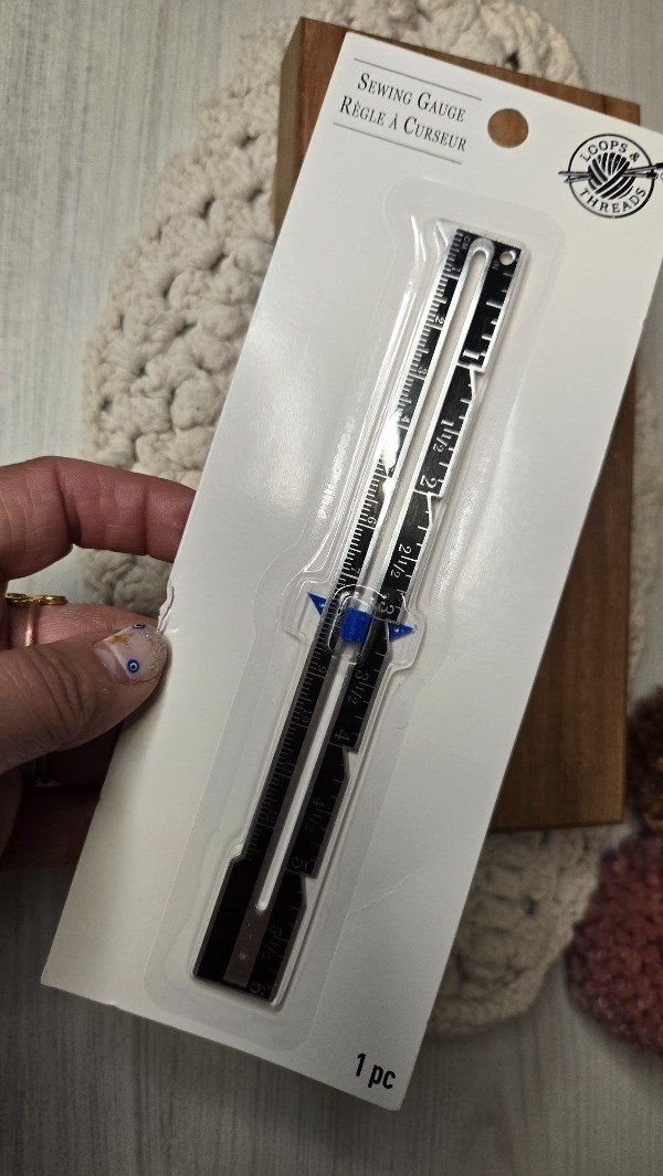 Producto - regla medidora, calibre para tejido, costura. 15.5 cm - 0