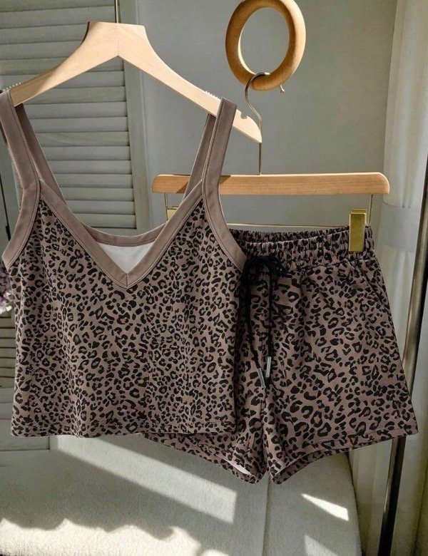Producto - Conjunto SHEIN animal print - 0