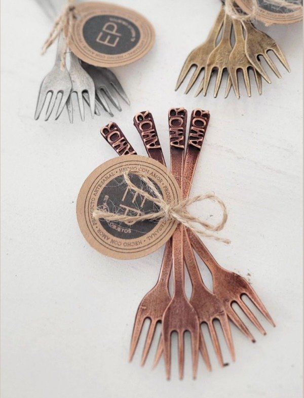 Producto - Set 4 tenedores LOVE
