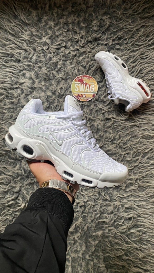 Producto - AIR MAX TN PLUS TRIPLE WHITE