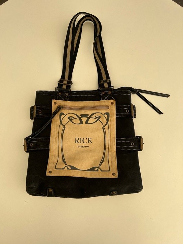 Producto - Cartera Still Y2K