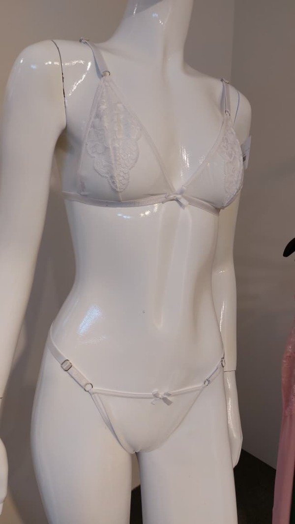 Producto - Conjunto de microtul y encaje blanco - 2