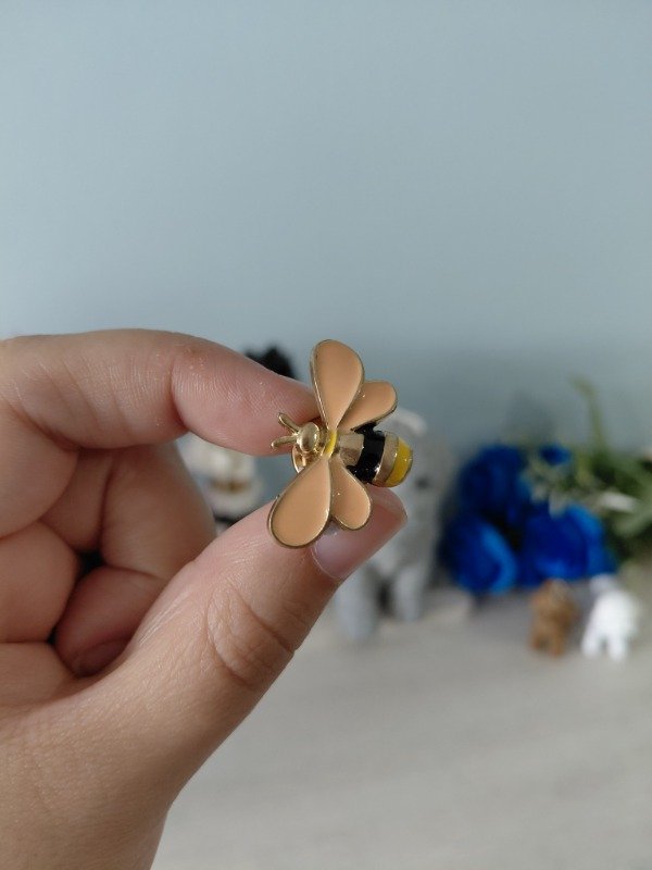 Producto - Pin metalizado - Abeja #1727