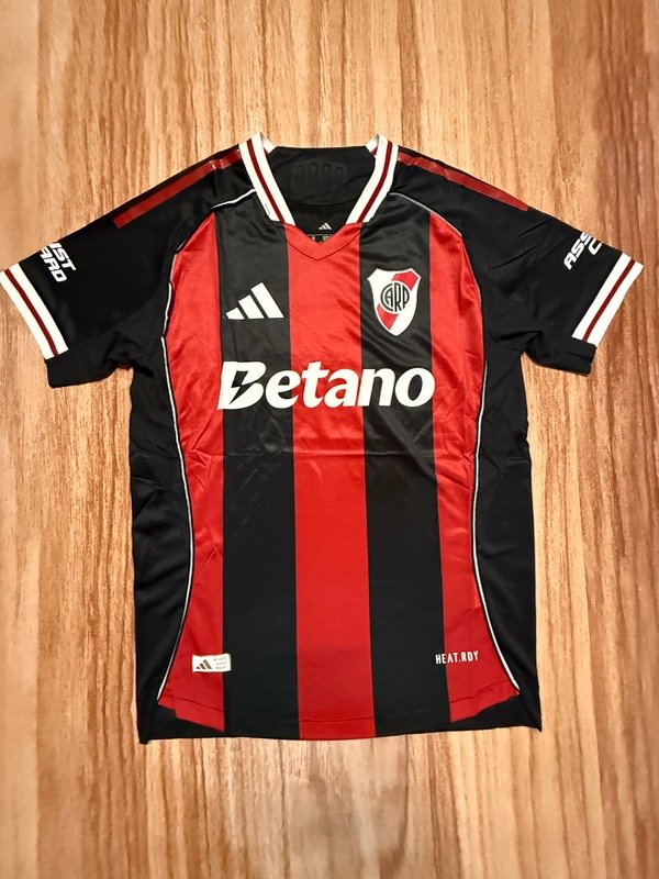 Producto - River alternativa 25/26 versión jugador