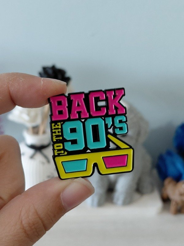 Producto - Pin metalizado - Back to the 90's #1823