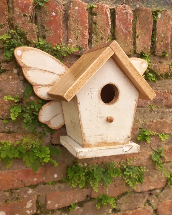 Producto - Casa para pájaros con alas de mariposa "Esmeralda"