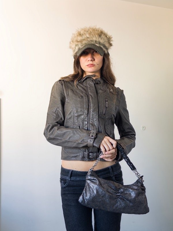 Producto - im PERfect in grey leather jacket