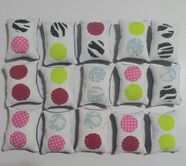 Producto - dominó de tela artesanal