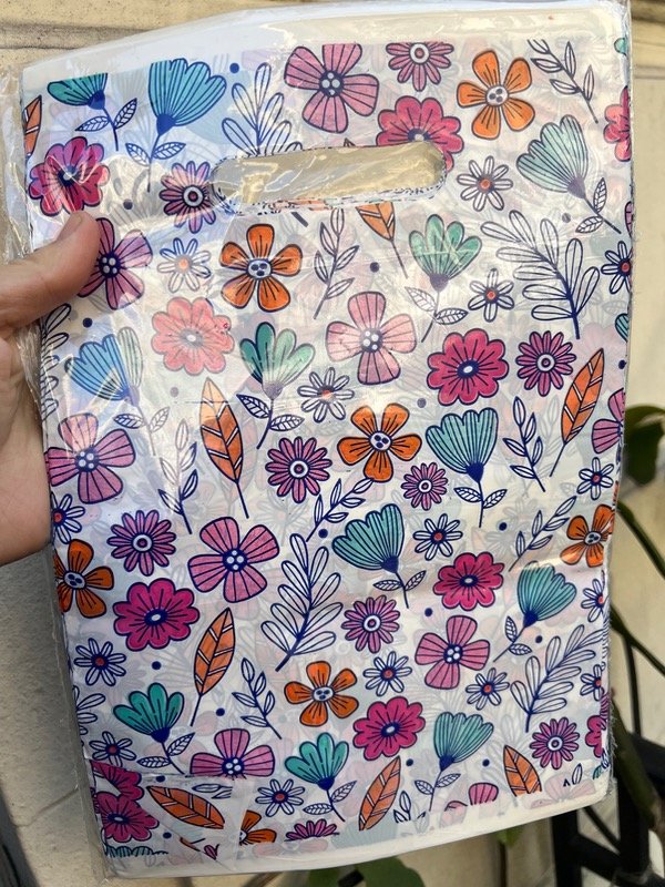 Producto - 50 bolsas 20x30 florcitas