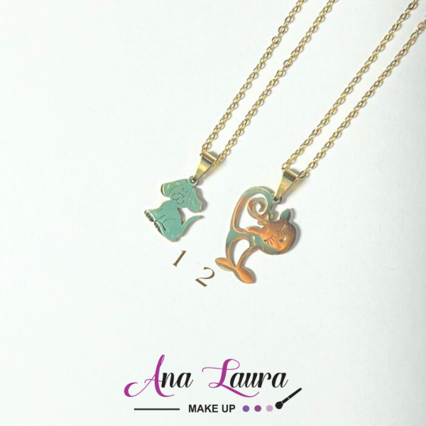 Producto - Collares dorados con dije