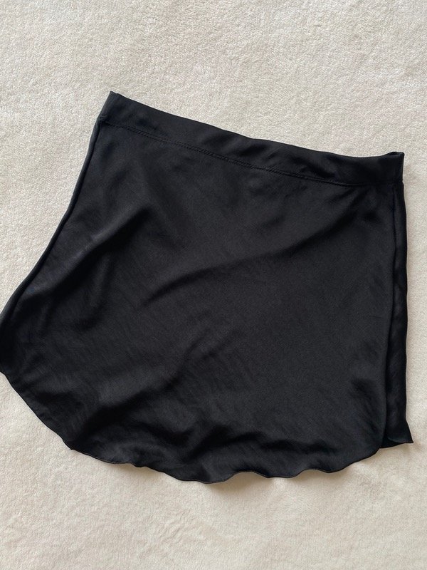 Producto - Pollera Seda